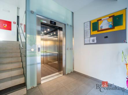 Prodej bytu, 2+kk, 61 m²