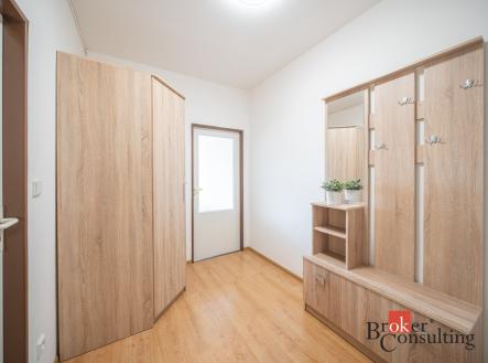 Pronájem bytu, 1+kk, 45 m²