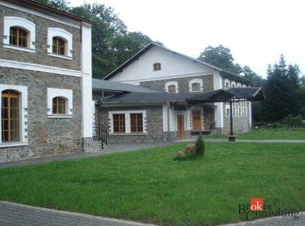 Prodej - komerční objekt, jiný, 2 115 m²