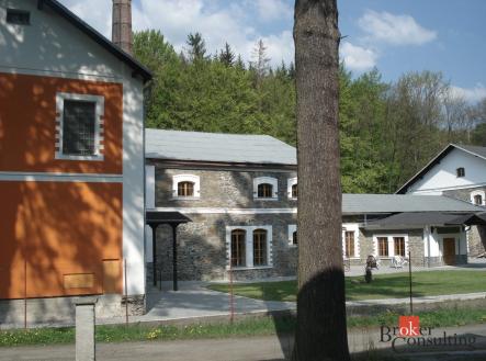 Prodej - komerční objekt, jiný, 2 115 m²