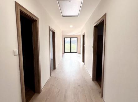 Pronájem - dům/vila, 125 m²