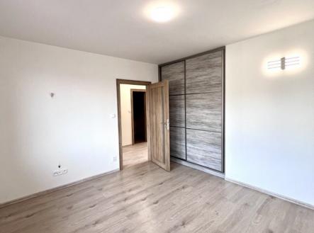 Pronájem - dům/vila, 125 m²