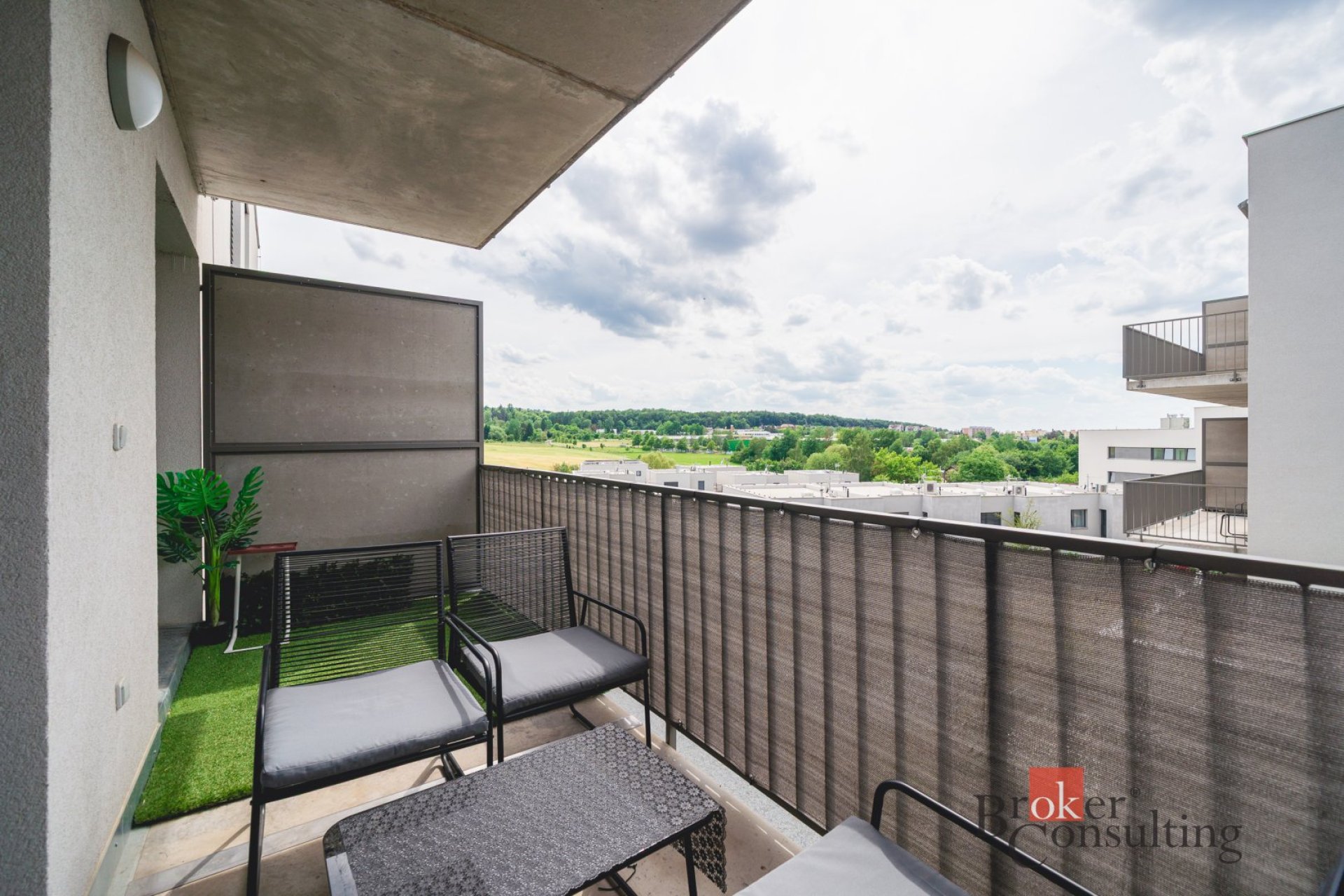 Krásný byt 2+kk s balkonem a parkovacím stáním