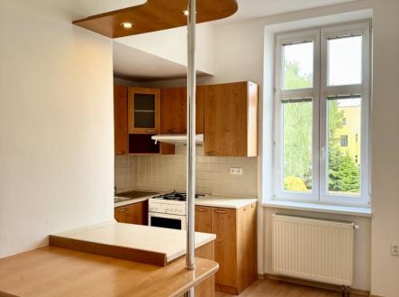 Pronájem bytu, 2+1, 77 m²