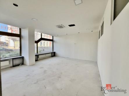 Pronájem - komerční objekt, administrativní budova, 141 m²