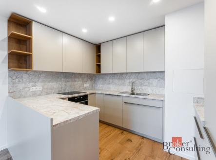 Pronájem bytu, 3+kk, 67 m²