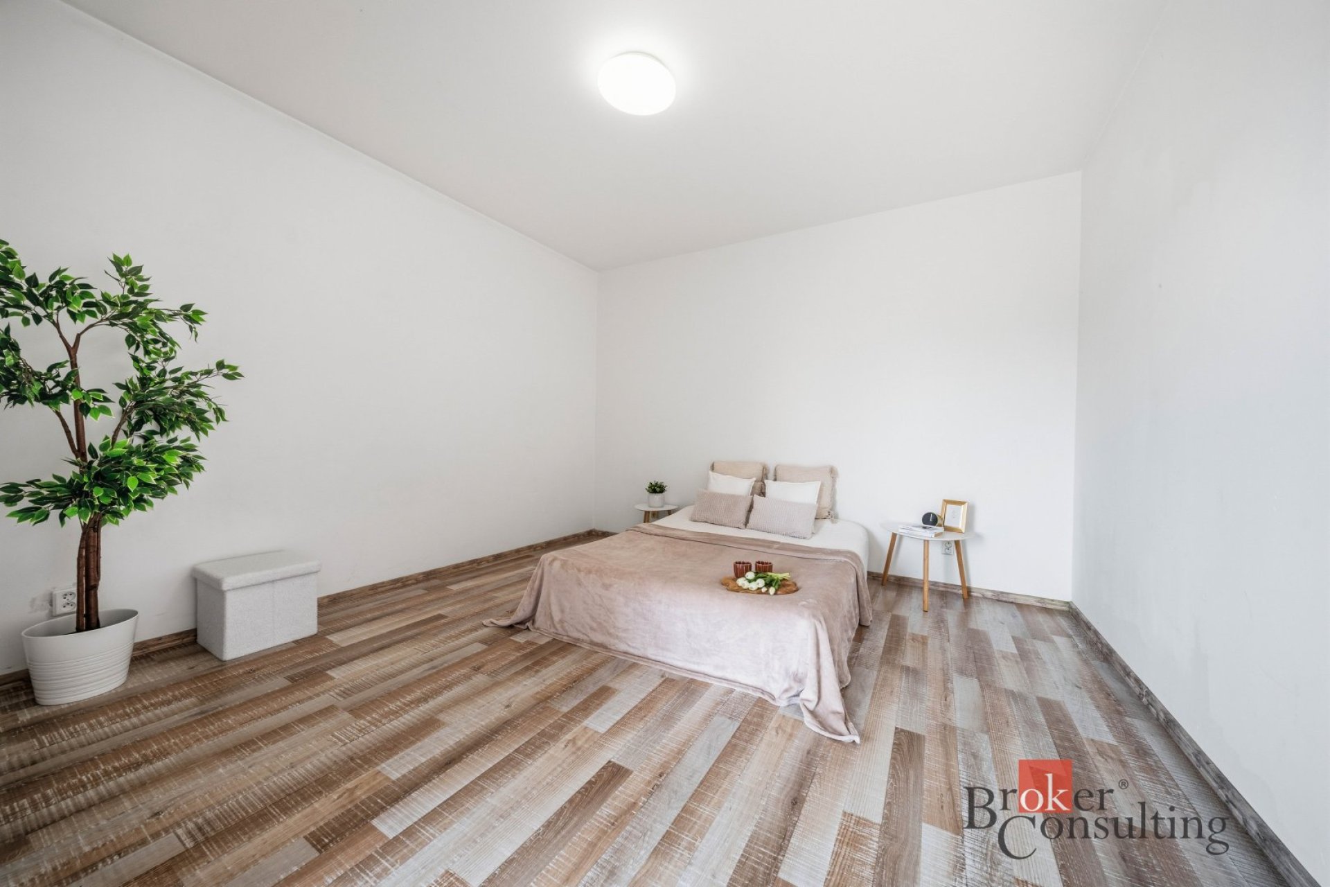 Prodej, byty/2+kk, 59 m2, Štefánikova 2958, 54401 Dvůr Králové nad Labem, Trutnov [ID 85576]