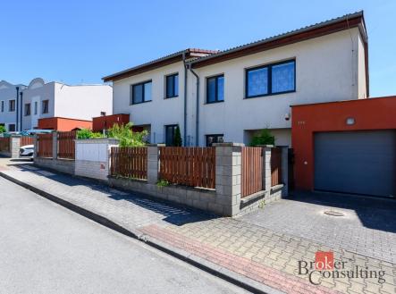 Pronájem - dům/vila, 140 m²