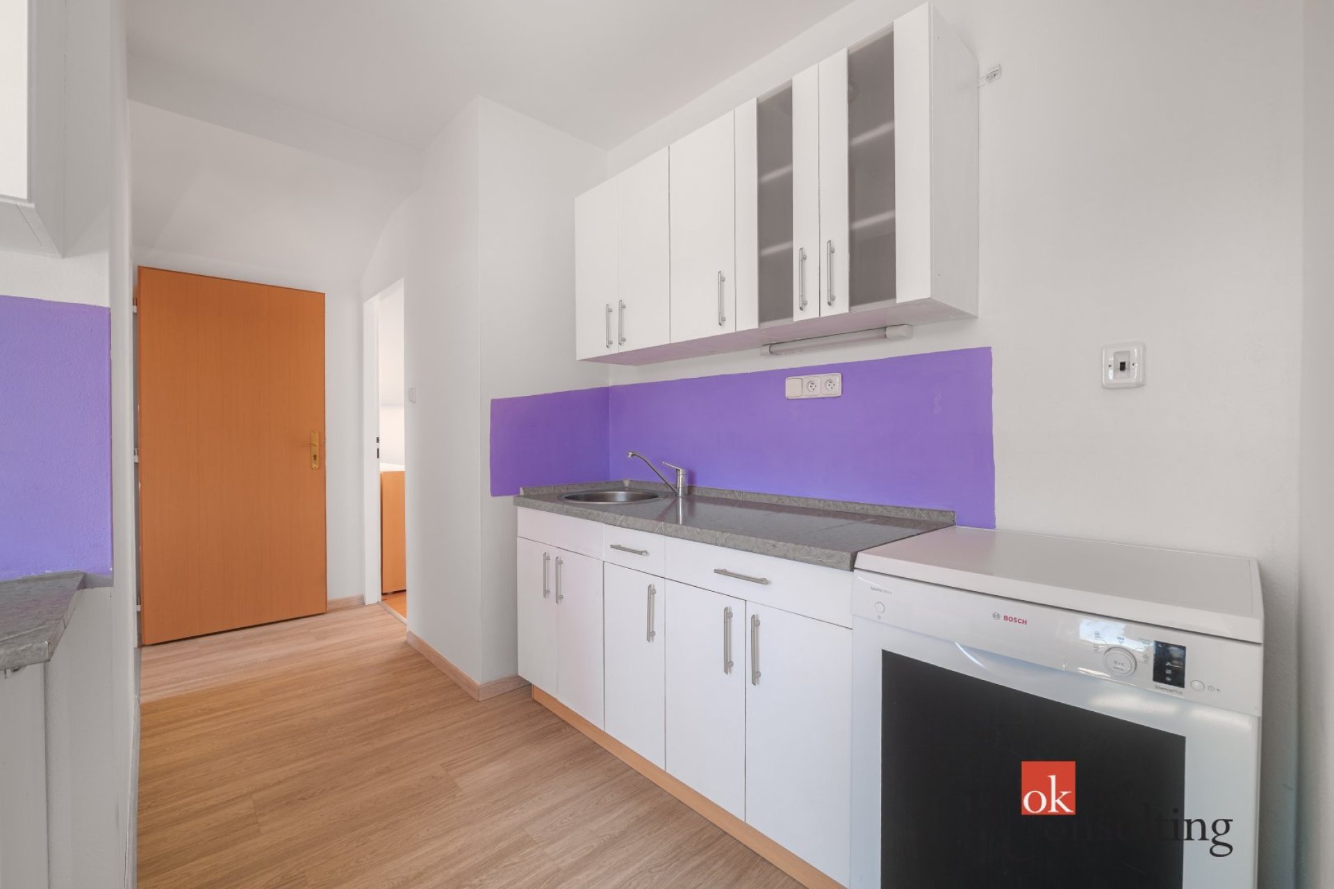Prostorný byt 3+kk s klimatizací, parkovacím stáním a pergolou v oblíbené obci Trnová u Plzně