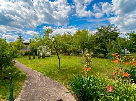 Prodej - pozemek, zahrada, 392 m²
