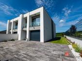 Prodej - dům/vila, 174 m²