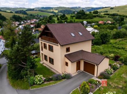 Prodej - dům/vila, 256 m²