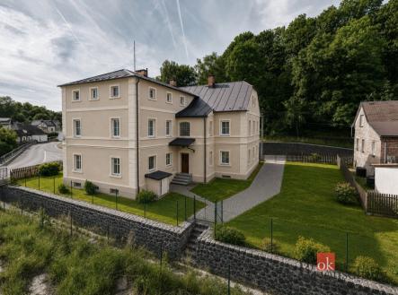 Prodej - komerční objekt, jiný, 298 m²