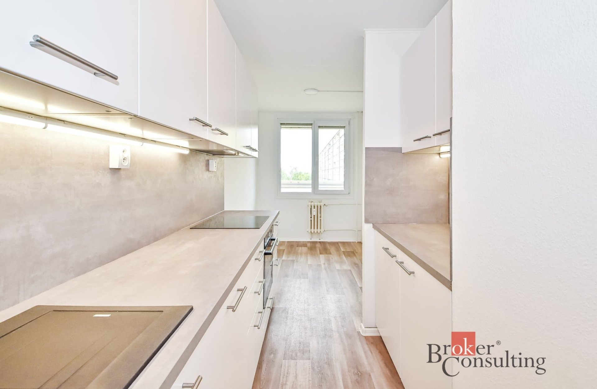 Pronájem zrekonstruovaného bytu 3+1/L, 80 m2, Horní Měcholupy