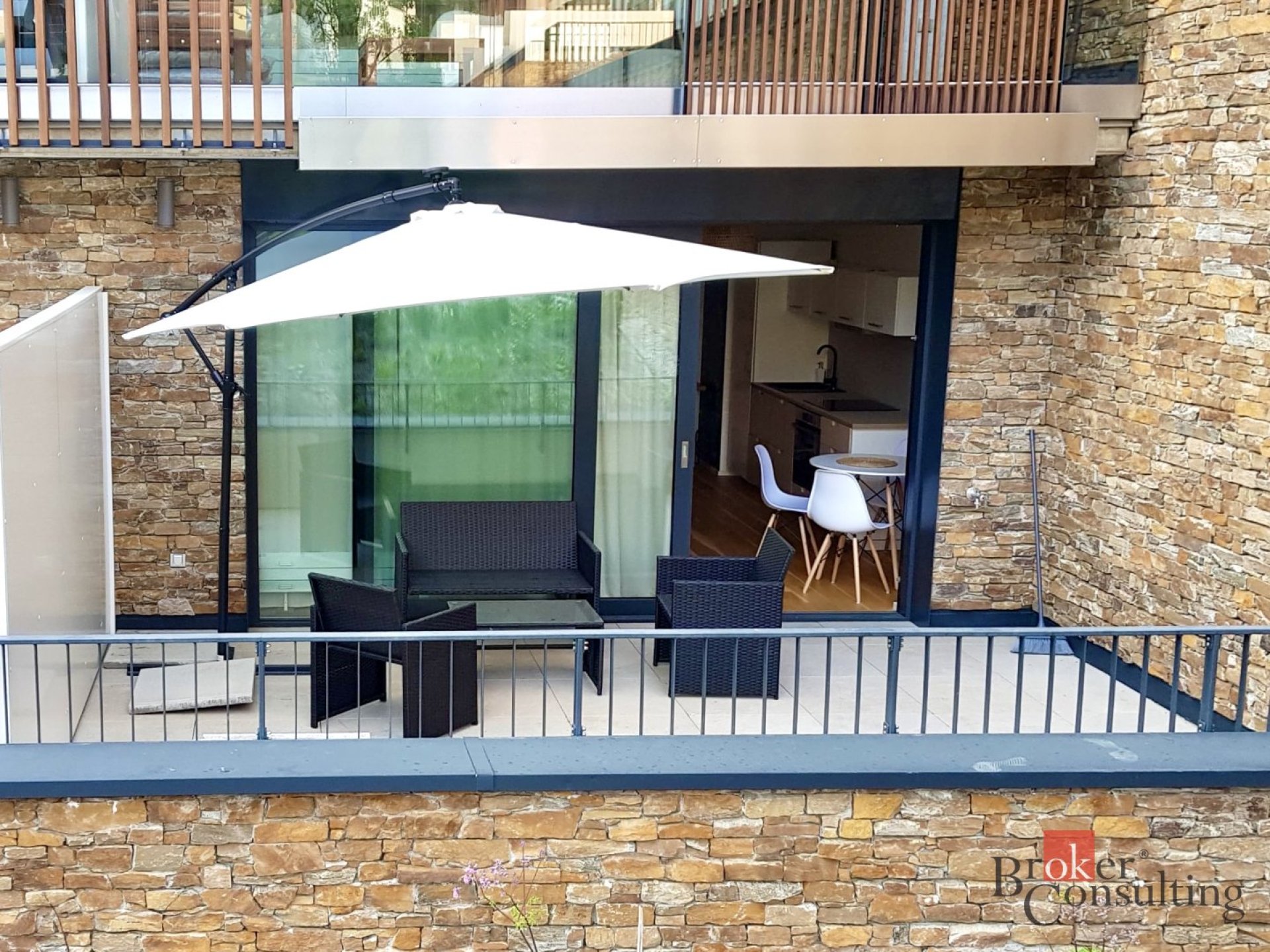 Luxusní byt 1+kk 66 m² s terasou a garážovým stáním v resortu MOLO Lipno