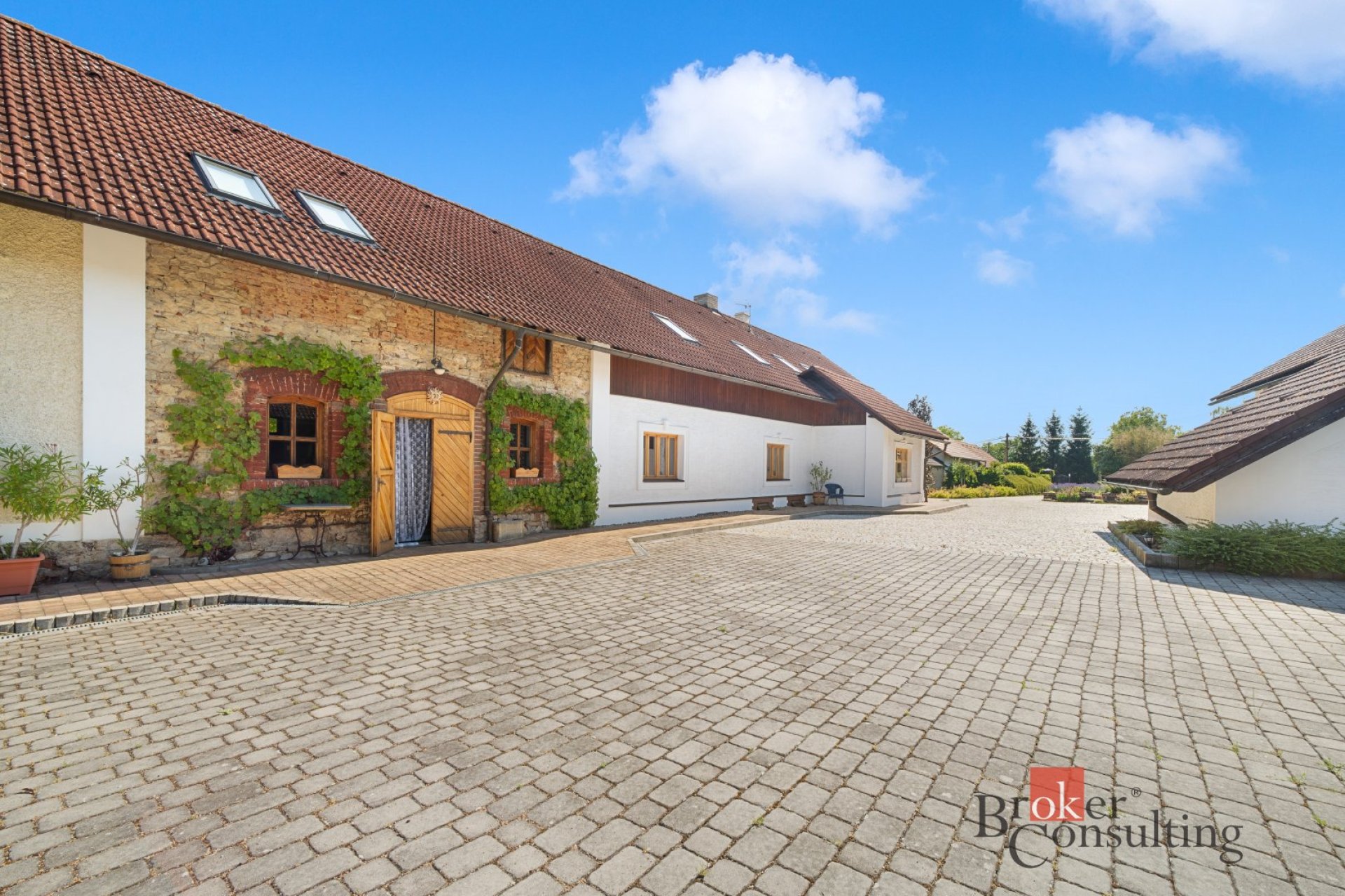 Prodej, komerční/zemědělský, 450 m2, Radoušská 21, 26723 Lhotka, Beroun [ID 87752]