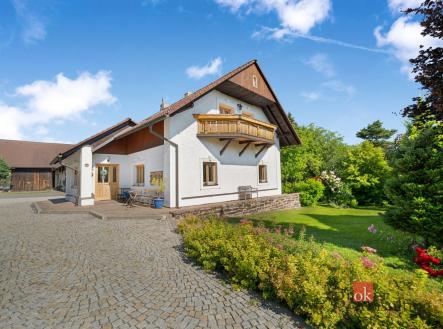 Prodej - komerční objekt, jiný, 450 m²