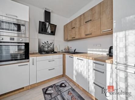 Pronájem bytu, 3+kk, 66 m²