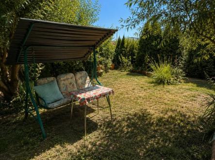 Prodej - pozemek, zahrada, 102 m²