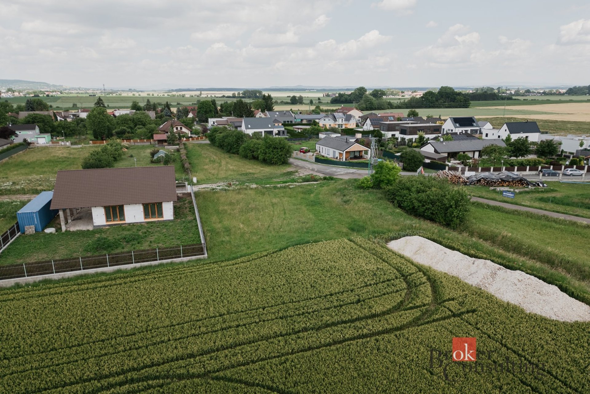 Stavební pozemek 914 m² – klidná lokalita v blízkosti Mladé Boleslavi