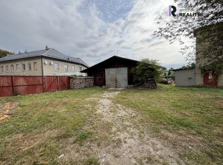 Prodej - pozemek pro komerční výstavbu, 1 585 m²