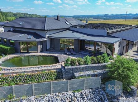 dji-0012-1.jpg | Prodej - dům/vila, 699 m²