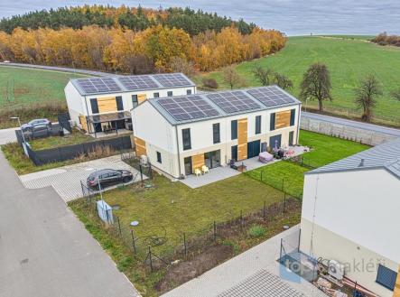 dji-20251104105721-0003-d.jpg | Prodej - dům/vila, 97 m²