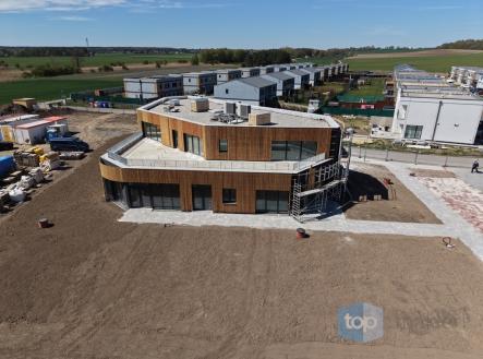 dji-20260422124347-0067-d.jpg | Prodej - obchodní prostor, 190 m²