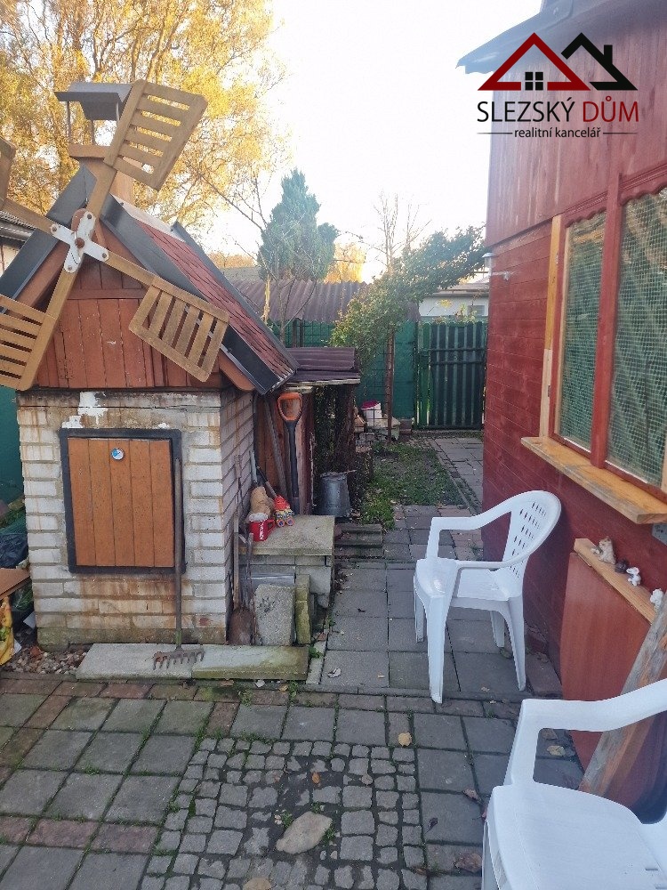 Tel.:604 799 700 Slezský dům