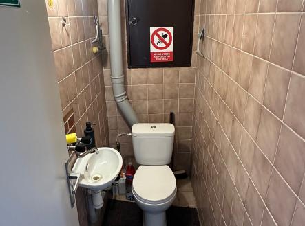 Ing. Lumír Mrázek, tel.: 606 187 222 | Pronájem - obchodní prostor, 58 m²