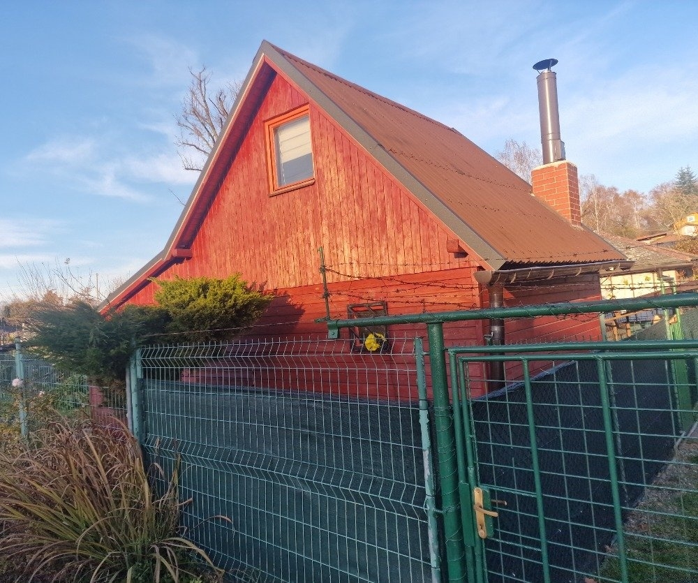 Tel.:604 799 700 RK Slezský dům