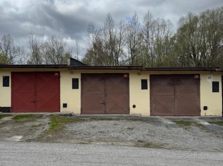 whatsapp-image-2026-04-10-at-12.51.37.jpeg | Prodej - malý objekt/garáž