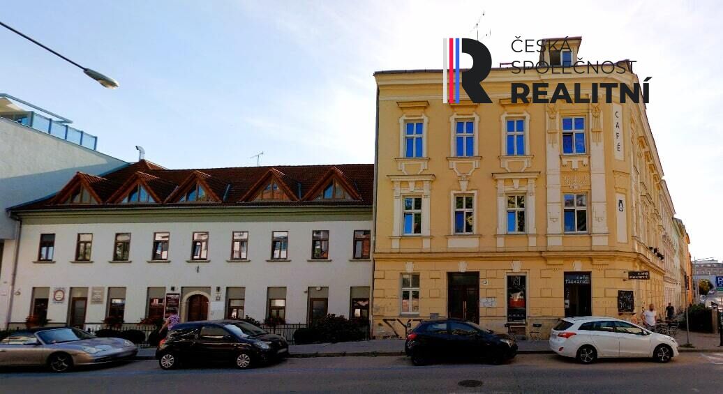 Prodej bytu 4+1, 100 m2 s dvěma sklepy 20m2, Staré Brno