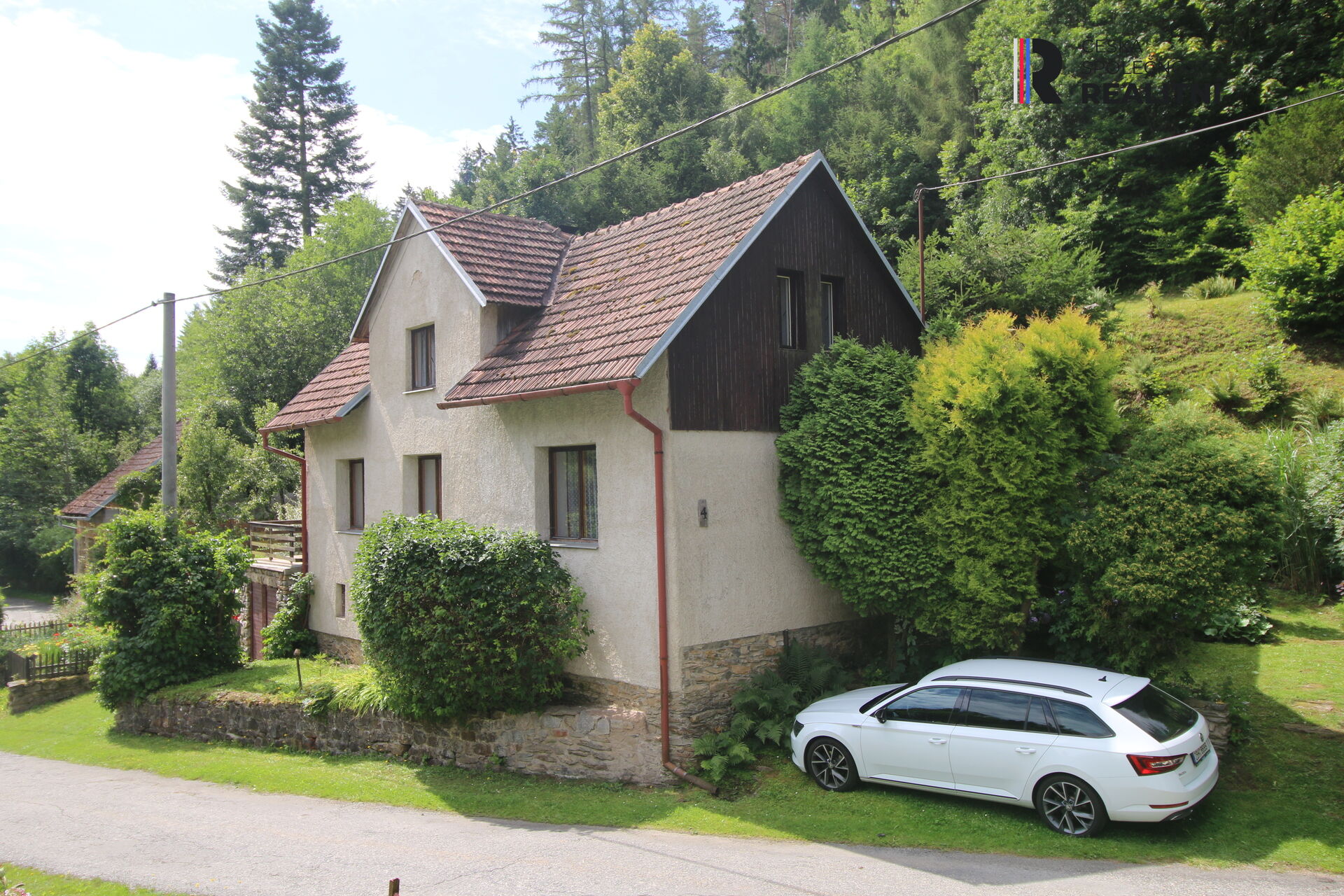 Prodej rodinného domu 5kk + garáž, Rakové