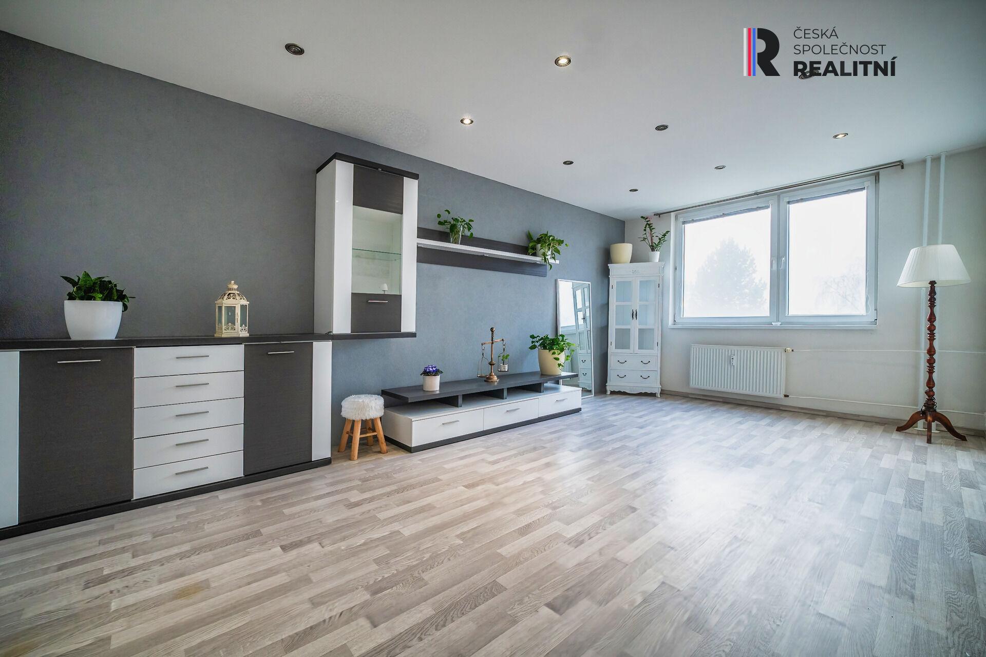 Prodej bytu 3+1 75m2 s balkonem a sklepem — Brno-Kohoutovice, ul. Voříškova