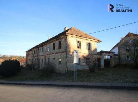 Prodej - dům/vila, 618 m²