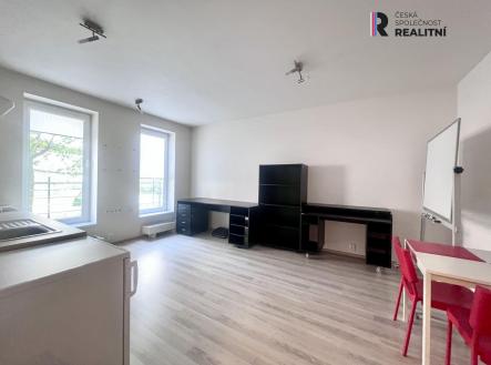 Pronájem bytu, 2+kk, 50 m²