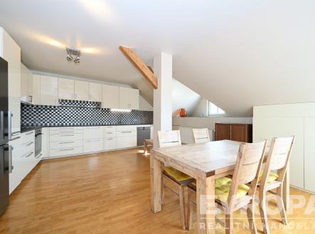 . | Pronájem bytu, 2+kk, 105 m²