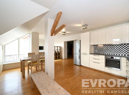 . | Pronájem bytu, 2+kk, 105 m²