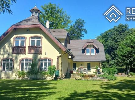 Prodej - dům/vila, 460 m²