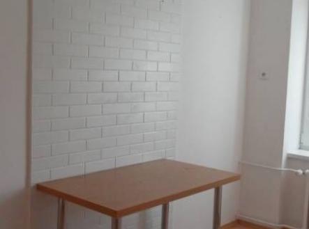Pronájem bytu, 2+1, 60 m²