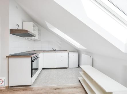 Pronájem bytu, 1+kk, 35 m² obrázek