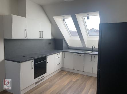 Pronájem bytu, 2+kk, 62 m²