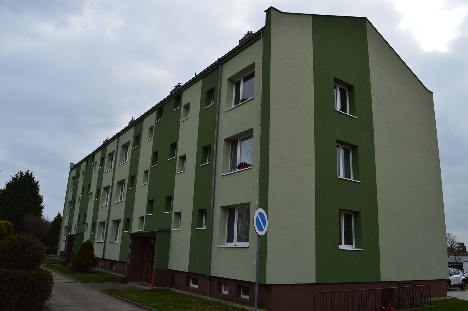Prodej bytu 3+1 s lodžií, 2x sklep, 99m2, Třebenice u Lovosic