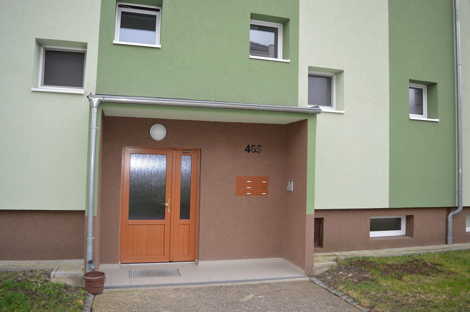 Prodej bytu 3+1 s lodžií, 2x sklep, 99m2, Třebenice u Lovosic