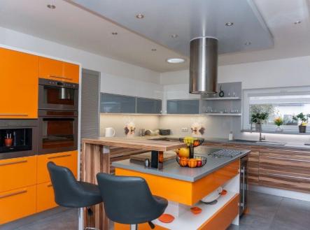 Prodej - dům/vila, 250 m²