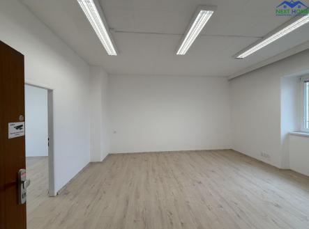 IMG_3102.jpeg | Pronájem - kanceláře, 34,5 m²