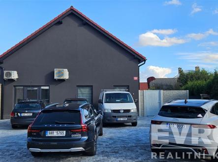 . | Prodej - obchodní prostor, 119 m²