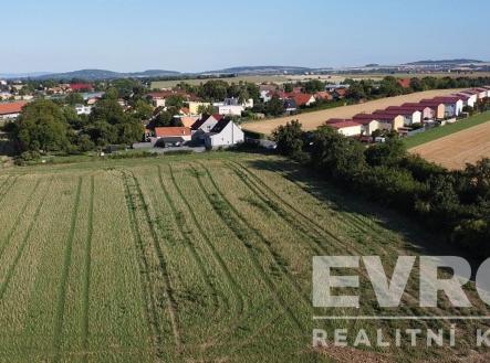 . | Prodej - pozemek pro bydlení, 7 000 m²