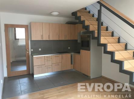 . | Pronájem bytu, 3+kk, 57 m²